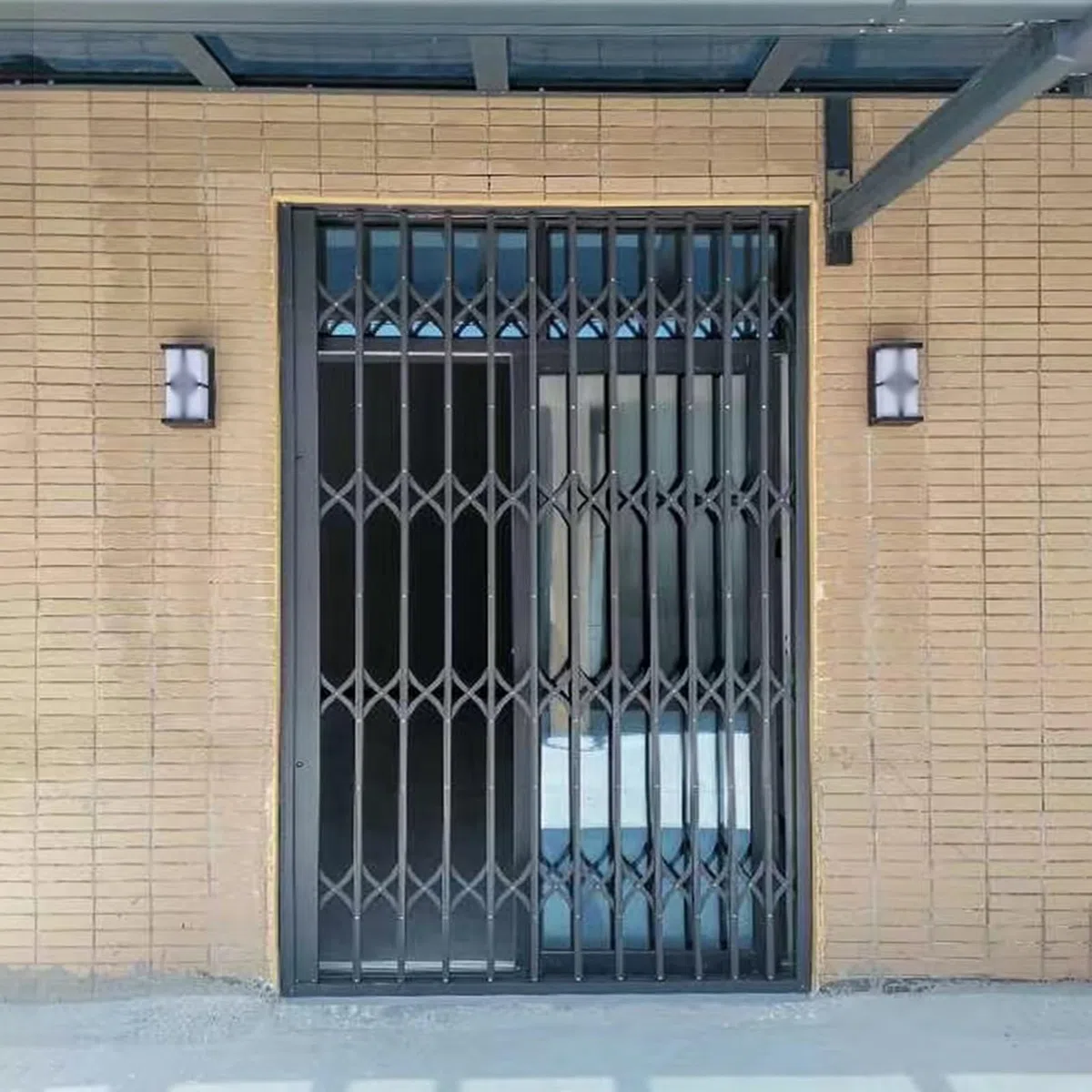Securi - Barra per porte scorrevoli e griglia anti-rottura, sistema di bloccaggio robusto, Safe Ber, 70-210 cm (larghezza x altezza), 100 x 100 cm